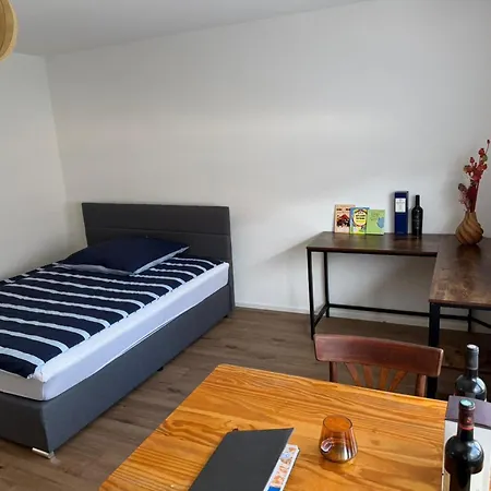 Takumi House 837 Апартаменты Лар