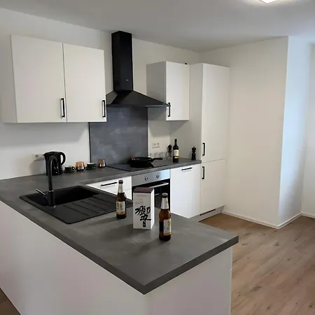 Takumi House 837 Апартаменты Лар
